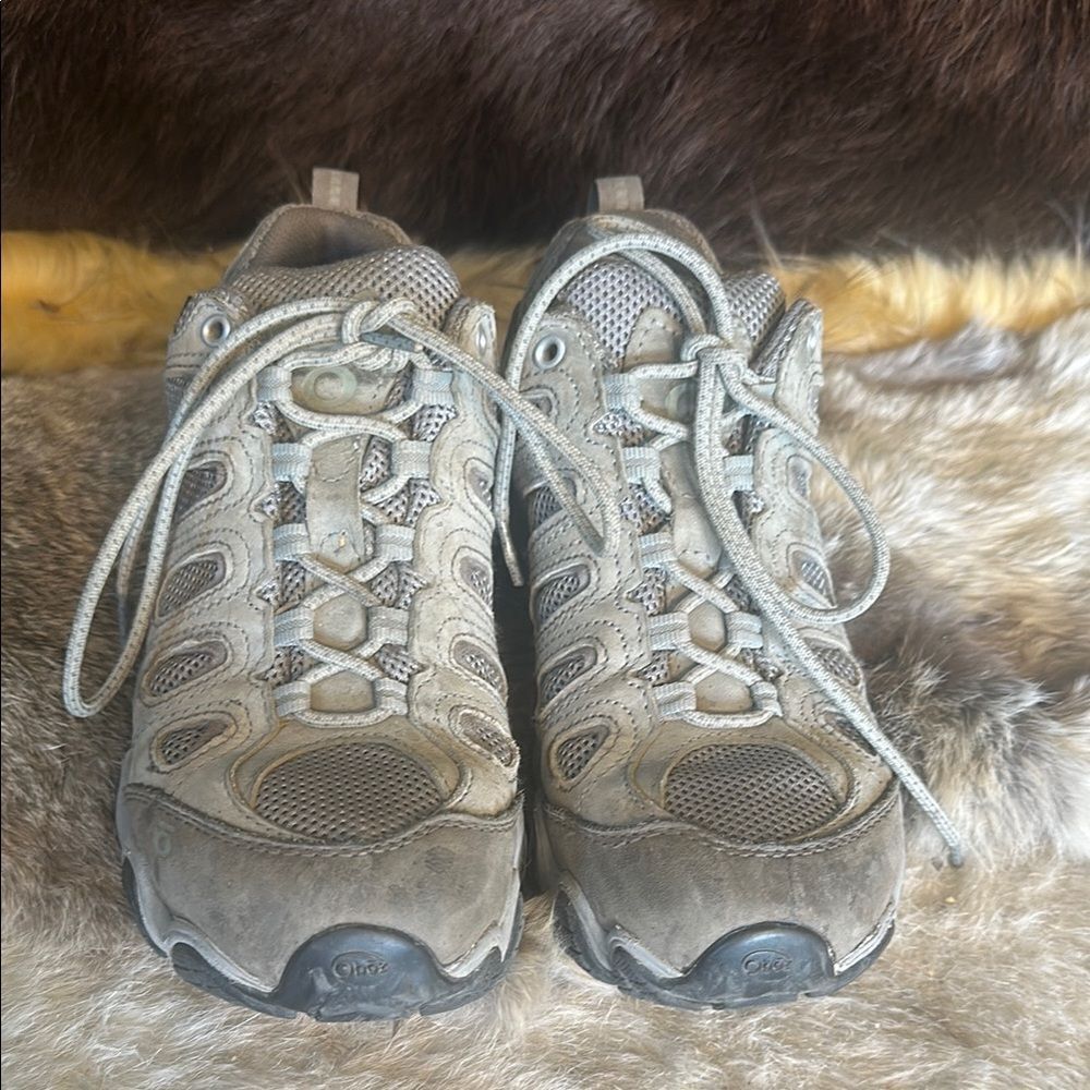 Oboz shoes 9W (BK3)